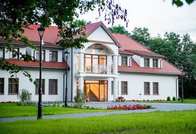 Dwor polski