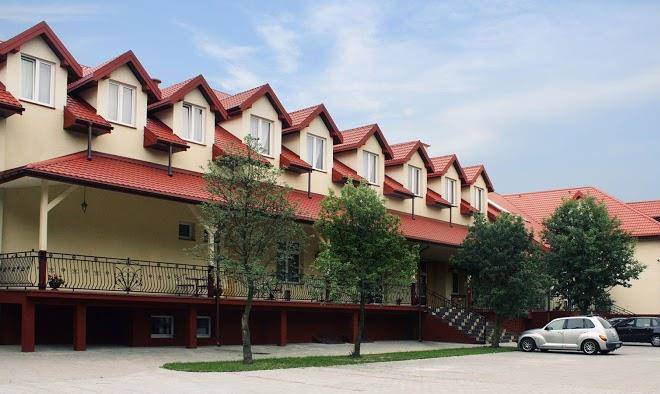 Korona palace