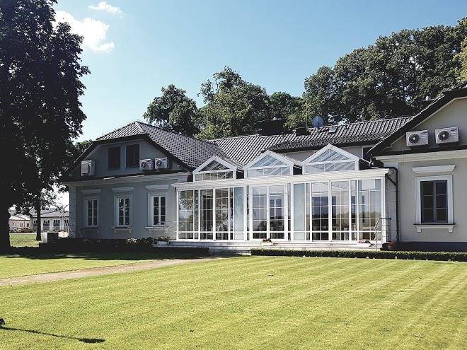 Hotel Przy Dworze Droblin Image