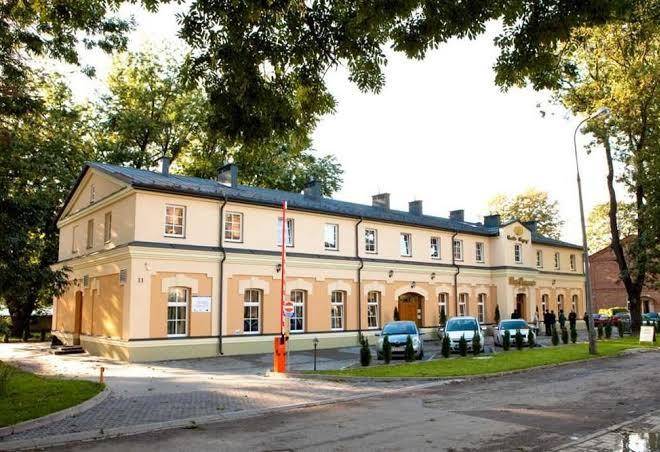 Carskie koszary hotel