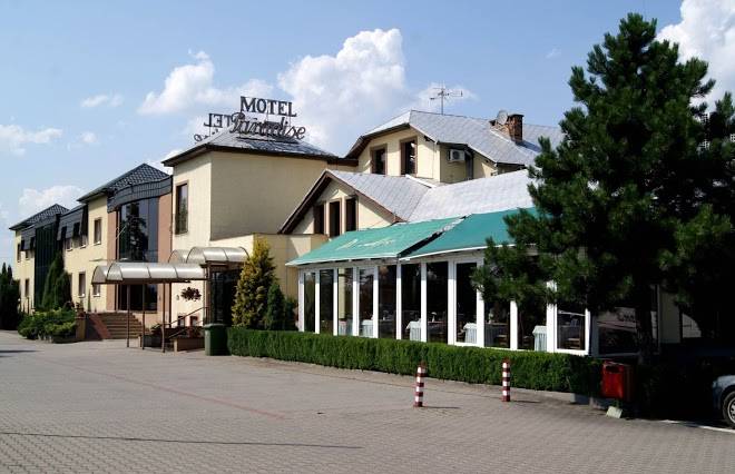 Motel paradise kownaty