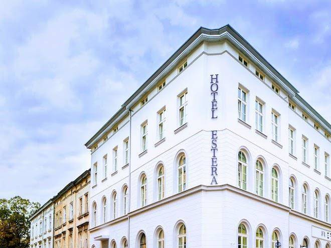 Hotel estera