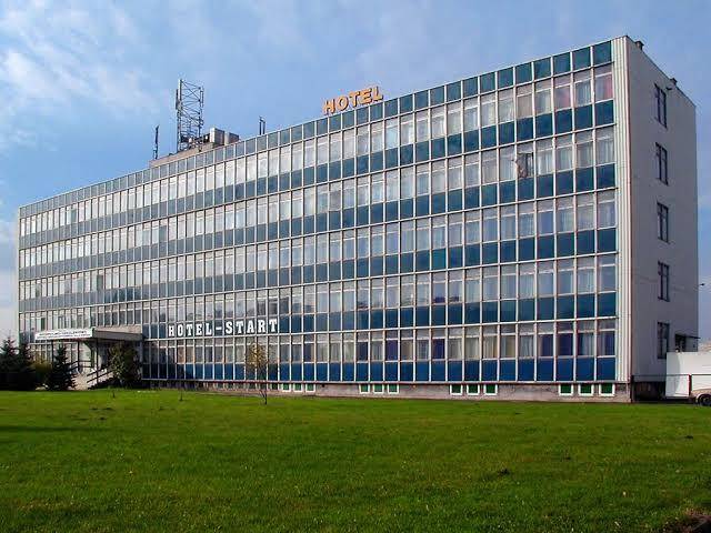Hotel start