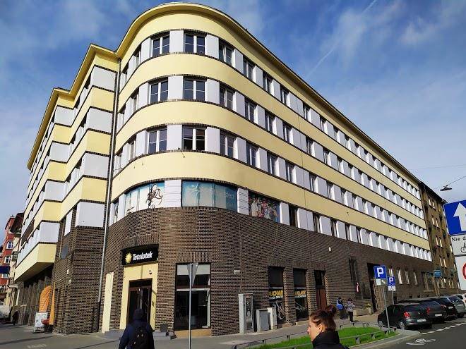 Premium hostel