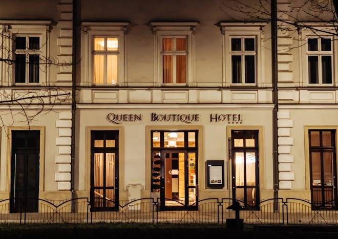 Queen Boutique Hotel Image