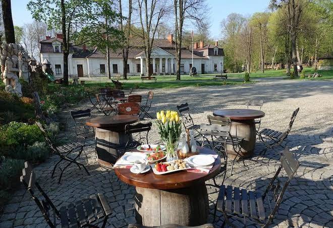 Restauracja gosciniec dworski w ropie