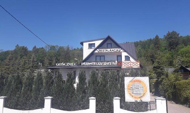 Gosciniec pod majerzem