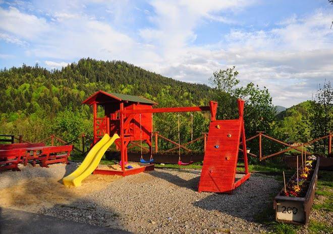 Schronisko Pttk Trzy Korony Image