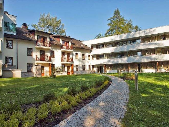 Hotel Murowanica Image