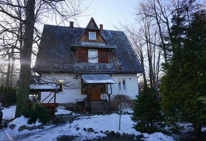 Pokoje Goscinne Jambur Image