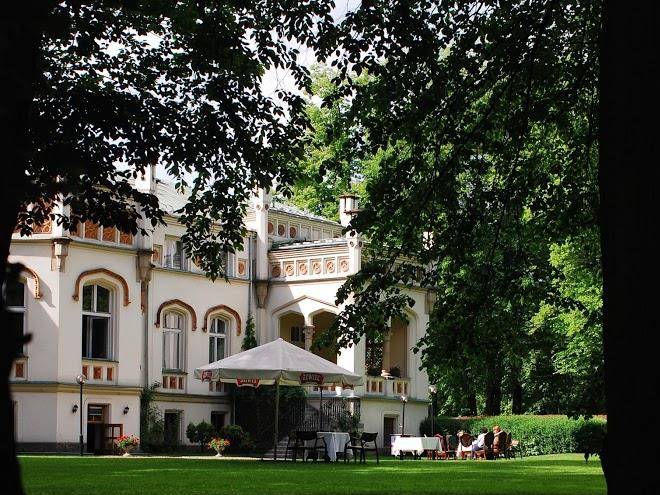 Paszkowka palace