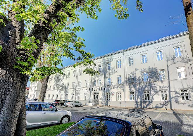 Hotel koszary