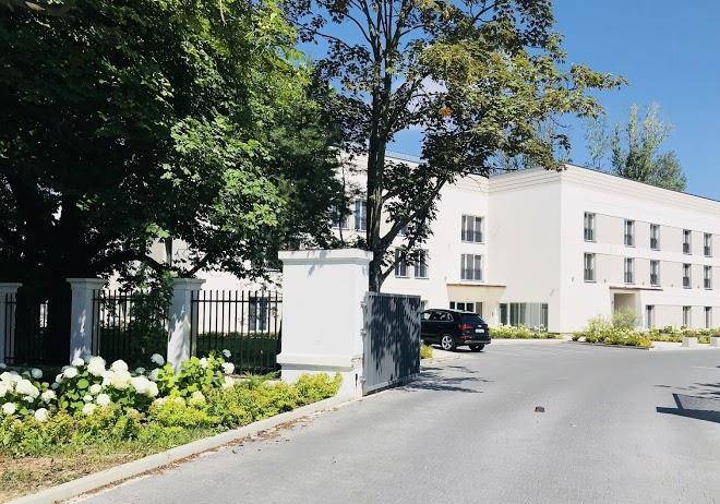 Green Gardenhotel Image