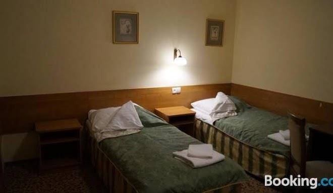 Hotel adam