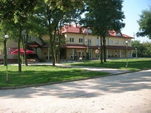 Tip top zajazd strupiechowski w