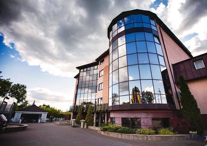 Restauracja i hotel mistral