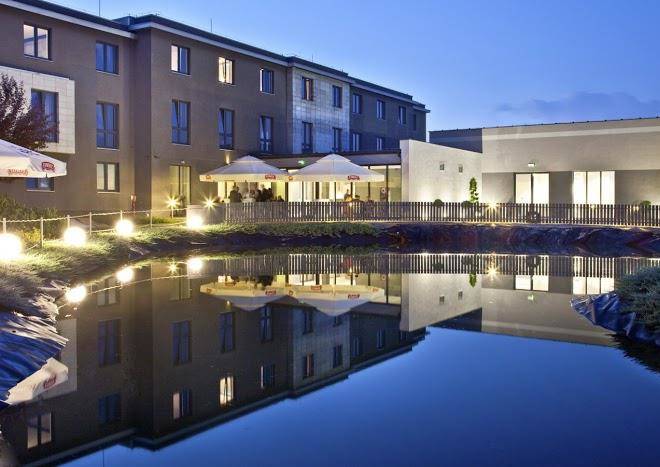 Artis loft hotel pod warszawa