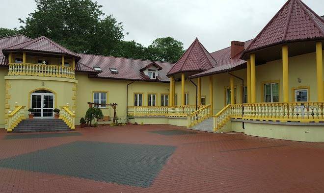 Dworek weselny