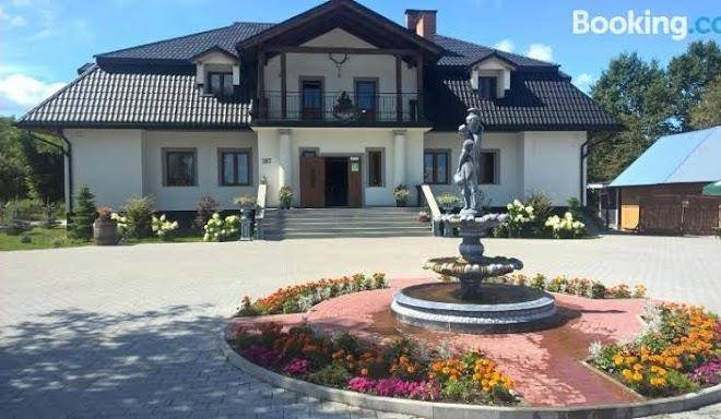 Restauracja noclegi dwor szlachecki biedaczow