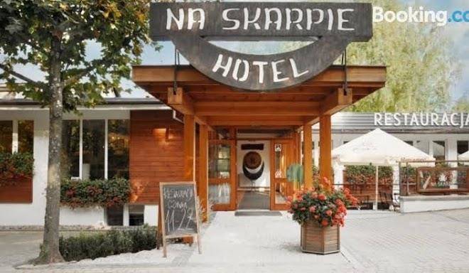 Hotel na skarpie