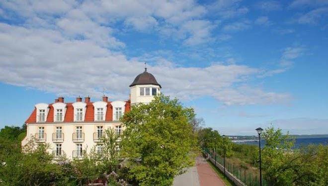 Hotel lival