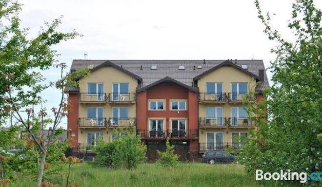 Pokoje Goscinne Chlapowo Image