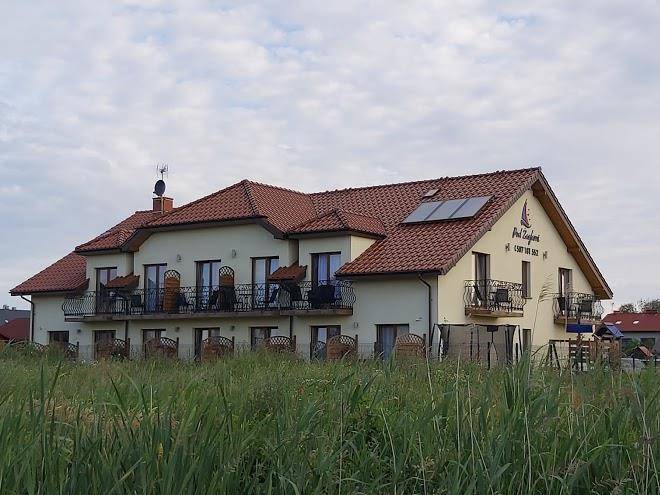 Pod zaglami