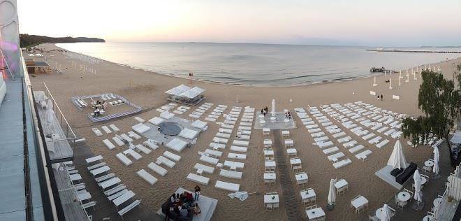 Beach club zatoka sztuki