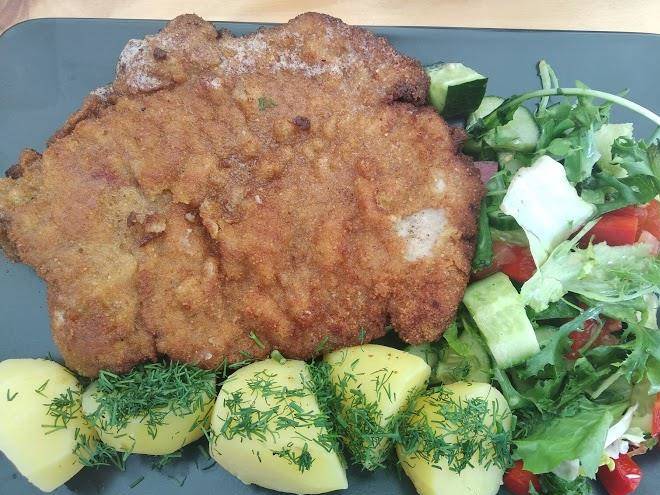Restauracja pensjonat lustrzany zakatek