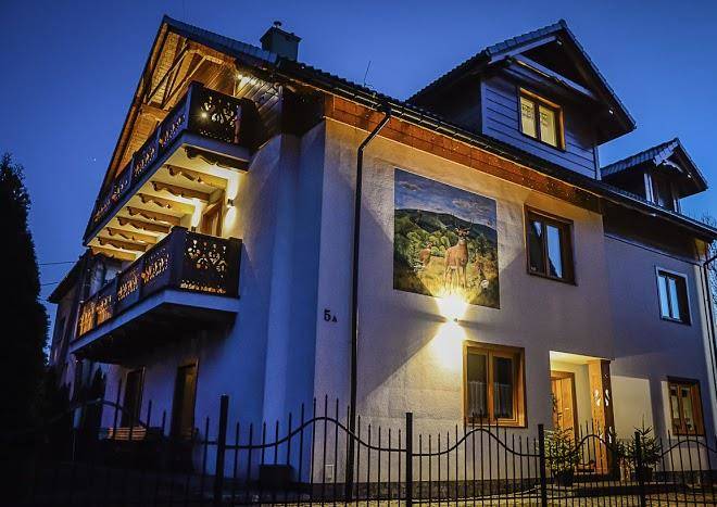 Willa donia i pokoje goscinne w centrum ustronia