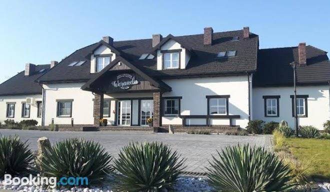 Restauracja hotel weranda lopuszno