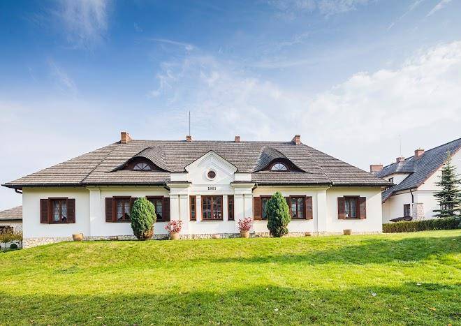 Hotel sarmata zespol dworski