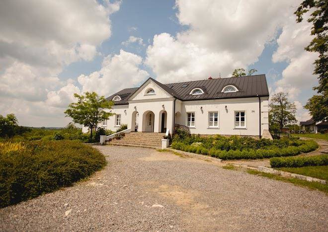 Manor on the hill wichrowym
