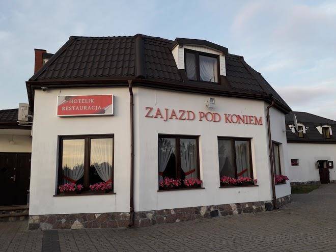Zajazd pod koniem