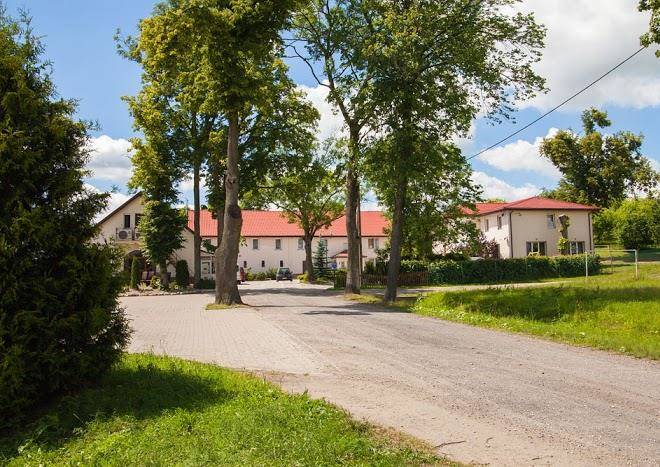 Ranczo W Dolinie Restauracja I Noclegi Image