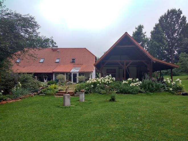 Poza Zgielkiem Image