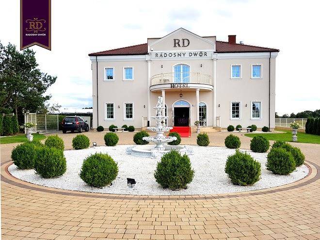 Radosny Dwor Image