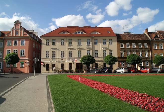 Hotel Kolegiacki