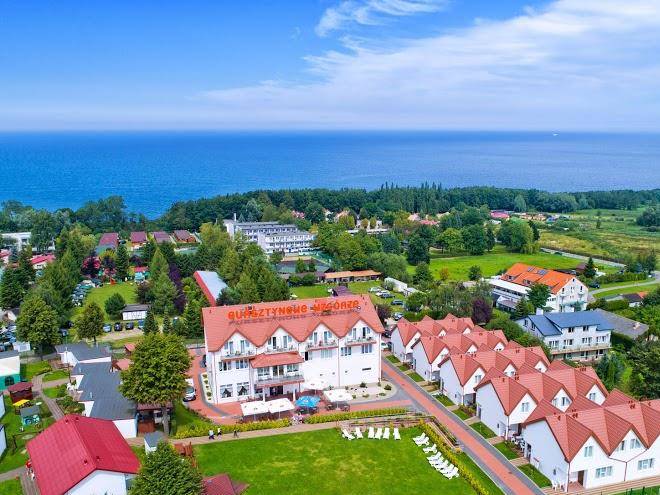 Sianozety bursztynowe wzgorze family resort