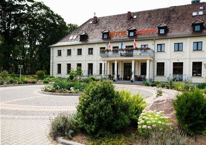 Hotel I Restauracja Swietoborzec Image