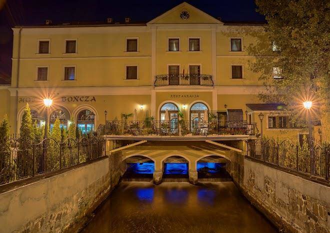 Hotel boncza