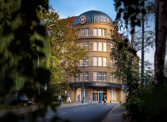 Hotel dana