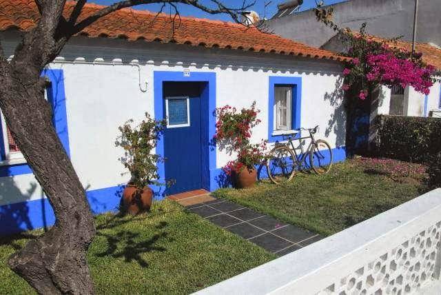 Casinha de taipa without television