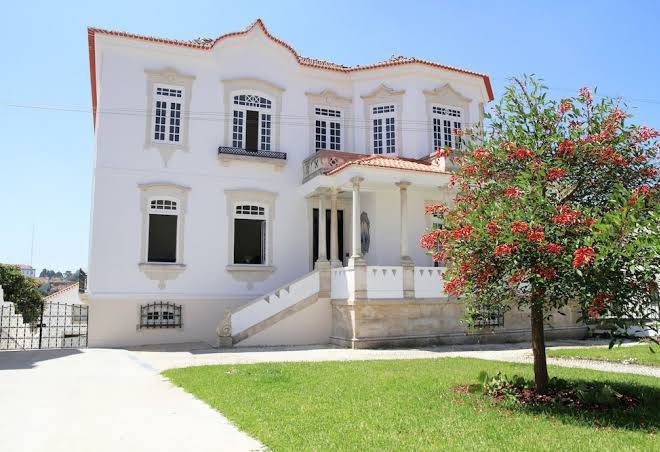 The luggage hostel & suites