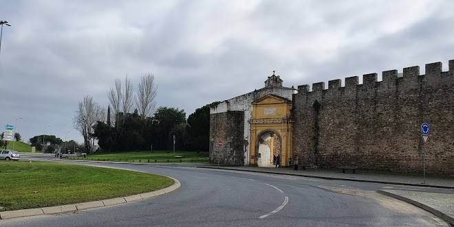 Porta d'aviz