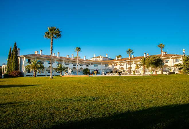 Colina Verde Golf & Sports Resort Image