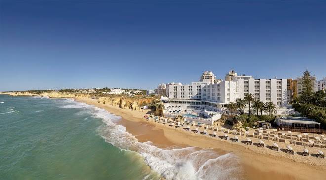 Holiday inn algarve armacao de pera