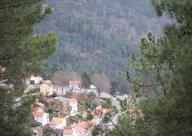 Abrigo do outeiro serra da estrela