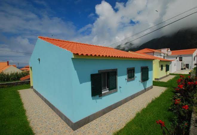 Alojamentos Flores Island Image