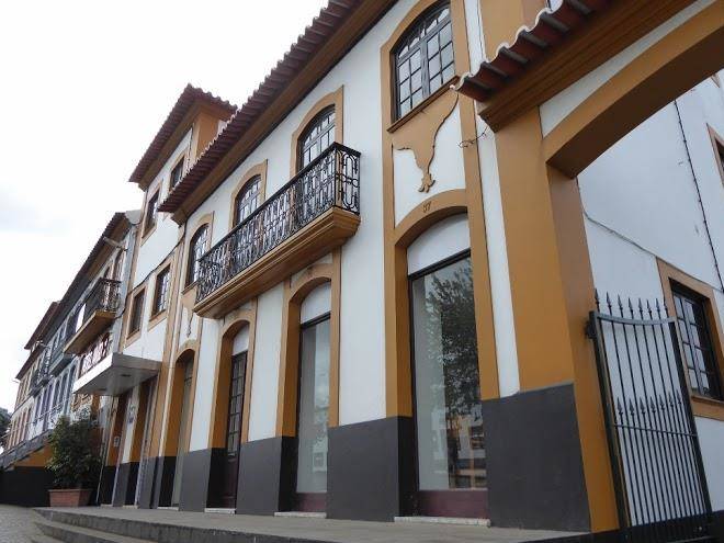 Angra Central Hotel Image